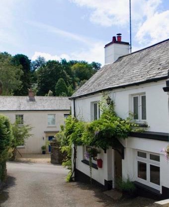 Hunters Lodge Inn