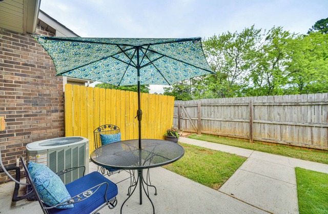 Huntsville Condo w/ Patio Near Redstone Arsenal!