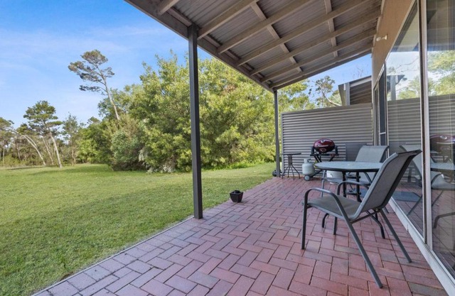 Huon - Waterfront Retreat