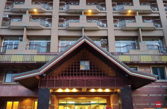 Huya Hotel