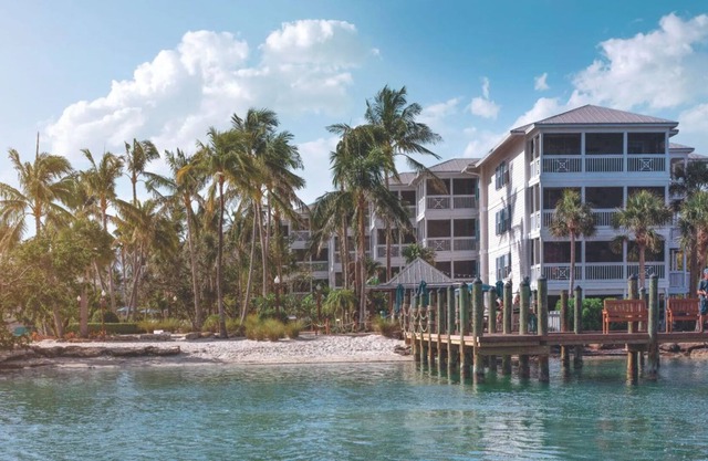 Hyatt Beach House 2BR Oceanfront