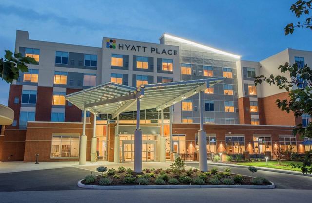 Hyatt Place Cincinnati / Sharonville Convention Center