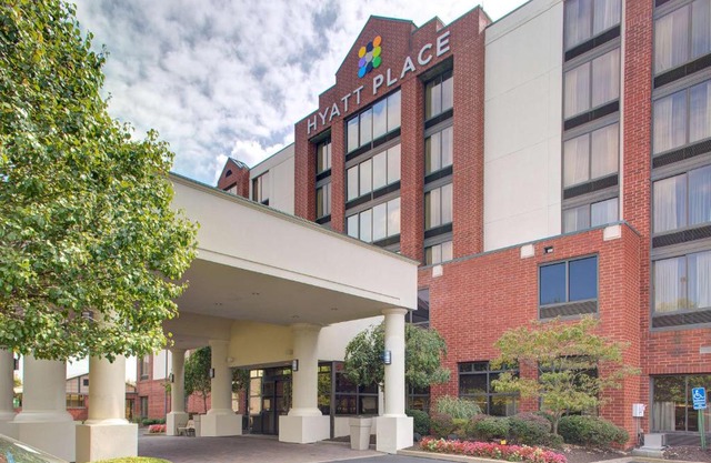 Hyatt Place Pittsburgh Airport - Robinson Mall
