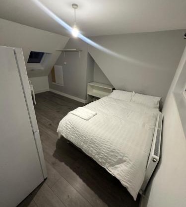 Hyde Crescent Rooms