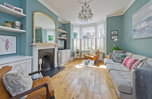 Family home in Battersea by UnderTheDoormat