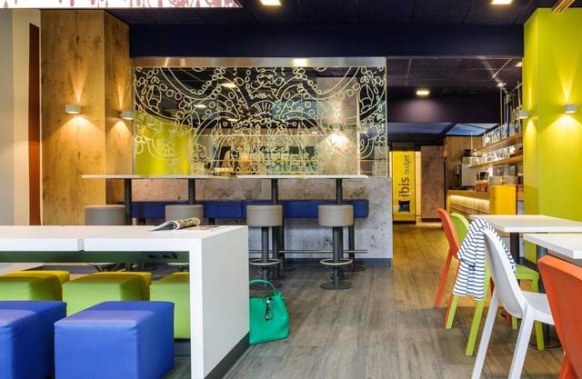 ibis budget Leeds Centre Crown Point Road
