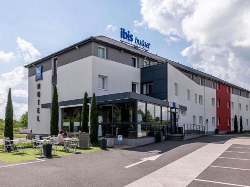 ibis Budget Mâcon Crêches