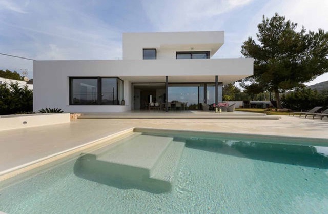 Villa de luxe à Ibiza - style de vie contemporain exquis au cœur d'Ibiza