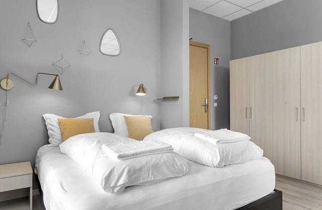 Icelandic Apartments - Beautiful Superior Studio