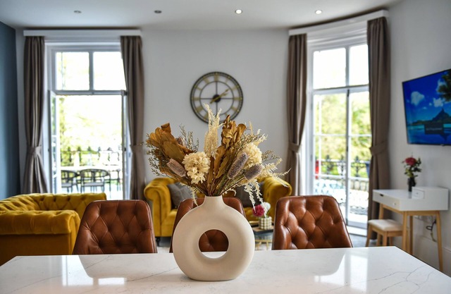 Iconic luxury apartment with stunning views