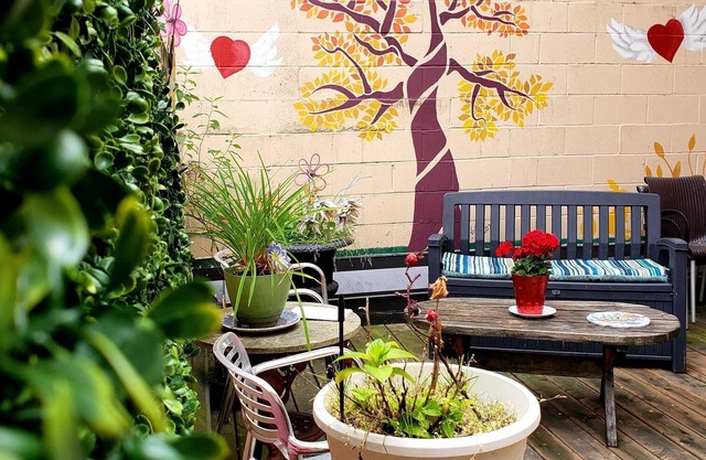 ★IDEAL 4 room Vancouver HOUSE. Best Dtown Location
