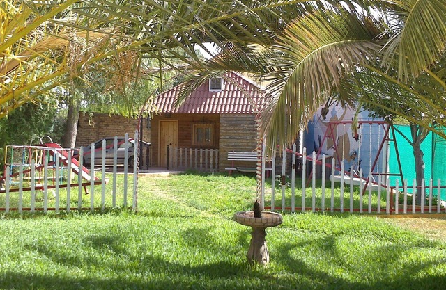 idéal pour les familles avec enfants, un parking et des installations sportives bungalow