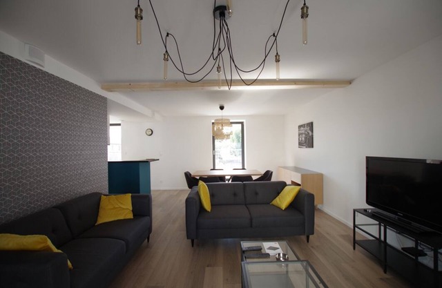 Appartement idéal famille, 103 m² avec terrasse 35 m², dans quartier calme