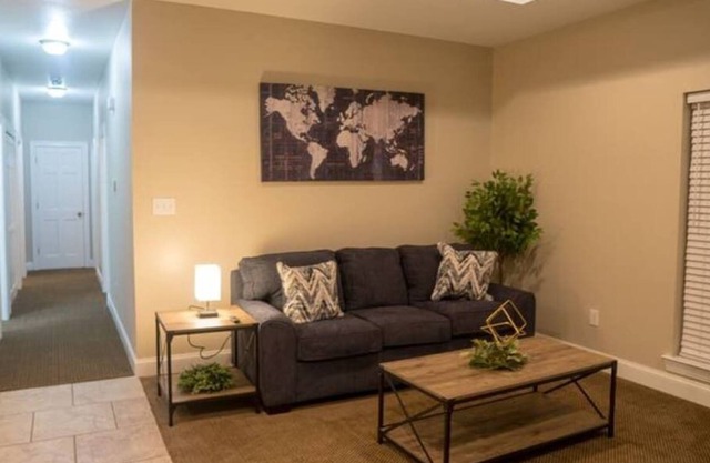 A Relaxing & Peaceful Getaway While You Work