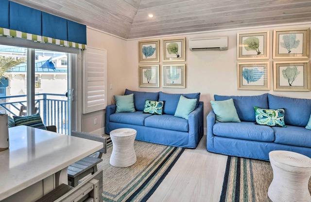 Ideally Located New Smyrna Beach Resort Villa