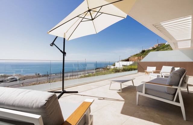 Idilia by Time & Home - appartement avec vue imprenable sur la mer à Rincon de la Victoria