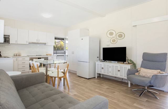 Idle Hours - Pet Friendly - 5 Mins Walk to Beach