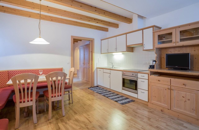 Appartement idyllique "Wieserhof Benjamin" avec balcon, vue sur les montagnes et Wi-Fi