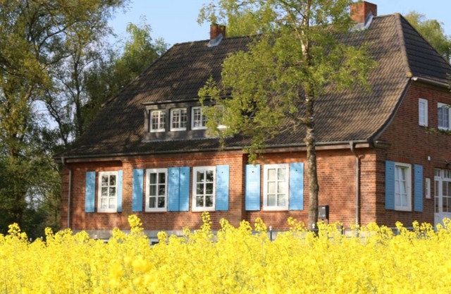 Maison de campagne idyllique, endroit calme, familial, près de la mer Baltique.