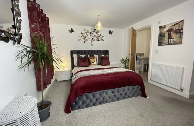 ☆ Igloo Magnolia Luxe Townhouse + Free Parking ☆