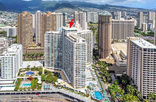2 Homes in the Majestic Ilikai Hotel, Sleeps 10!