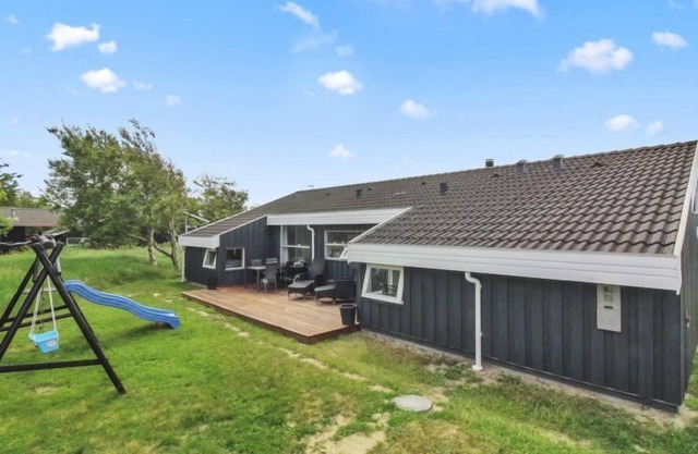 "Ilmo" - 950m from the sea by Interhome