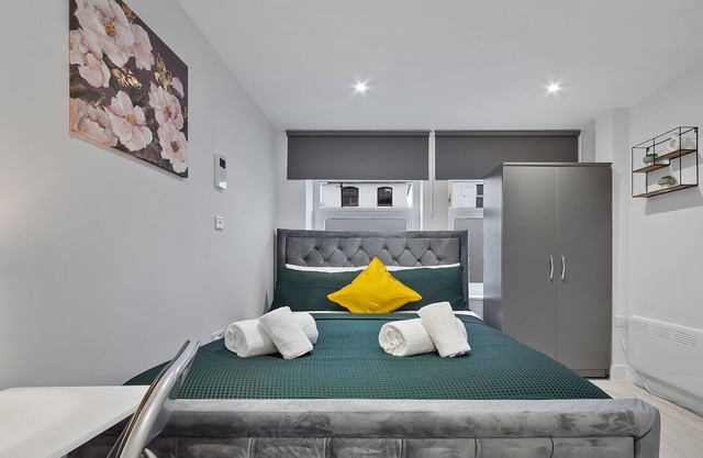 Immaculate Ensuite Room Crystal Palace London SE20