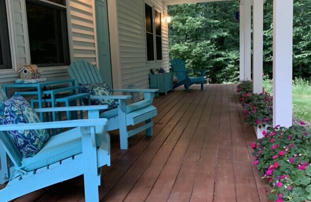 Immaculée, nouvelle maison de construction, parfait pour les couples, à proximité de Sleeping Bear Dunes