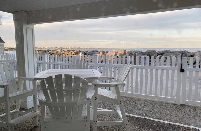 Immaculate Oceanfront Condo