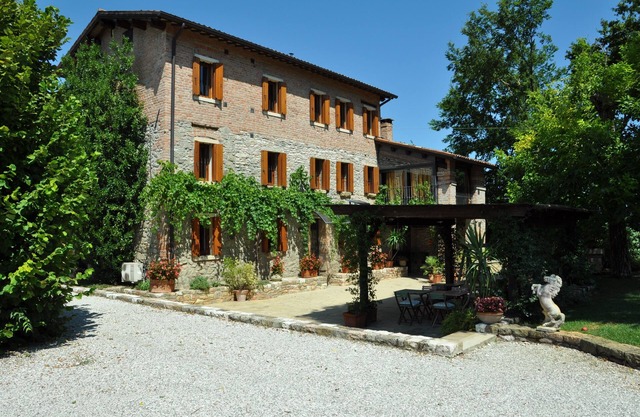 Dans une maison du 19eme siècle appartements en pierre originale dans les Mont