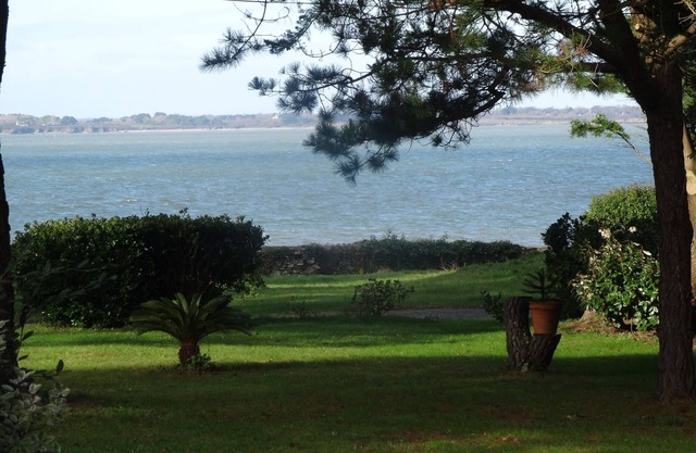 Dans un site remarquable, belle vue mer