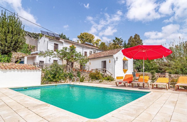 3 chambres hébergement à Benaoján