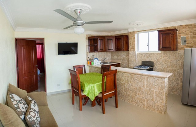 Grand Appartement 1 Chambre Avec Cuisine Complète Et Balcon à Santo Domingo Este - Tropical Island Aparthotel - Appartement 1 chambre, 1 lit double et 1 lit simple