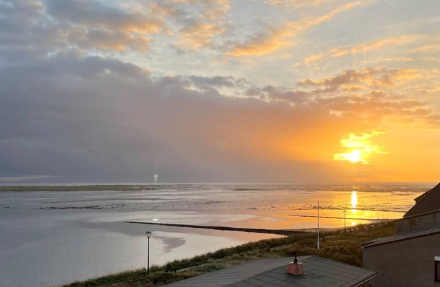 In der Wohnung Kokosnuss Erwartet Sie ein Gigantischer Ausblick Über den Nationalpark Wattenmeer! Öffnen Sie Ihre Balkontür, Holen Sie Einmal Tief Luft und Atmen Sie Entspannung pur ein
