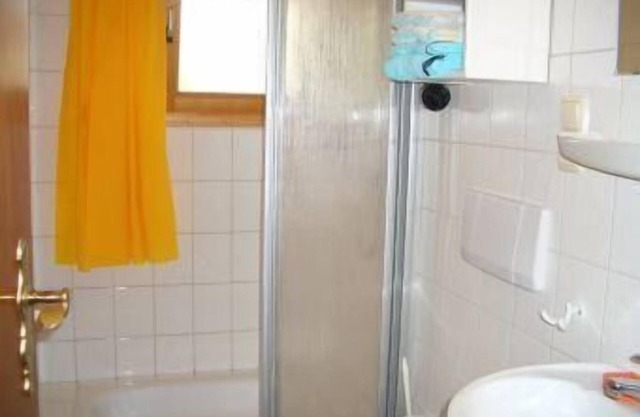 Dans le centre du village situé appartement avec parking gratuit