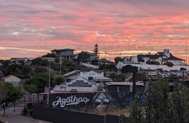 In the Heart of Port Noarlunga Township and a Minute Walk to Cafes and Beach!