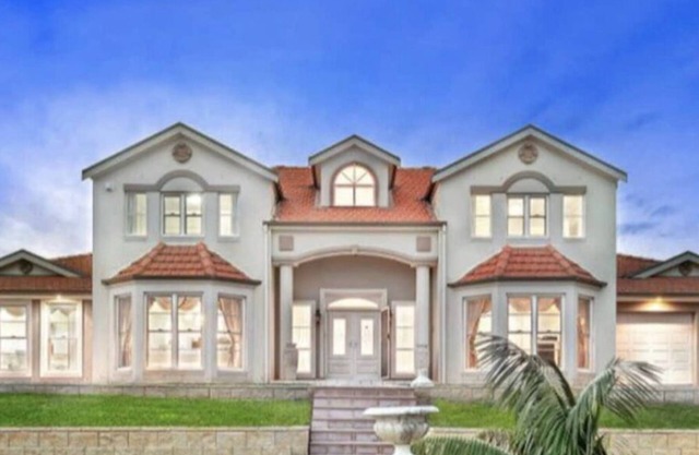 In the Hunter Valley and need a place to stay for a big group? Look no further