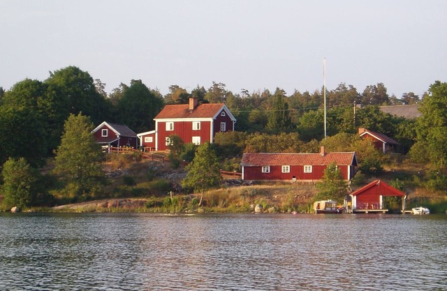 Au milieu de l'archipel, juste au bord de l'eau, vous trouverez la cour idyllique Udda Gård