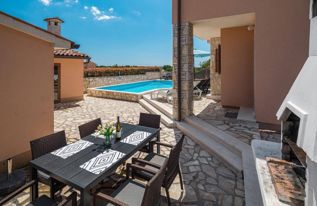 5 chambres hébergement à Barban