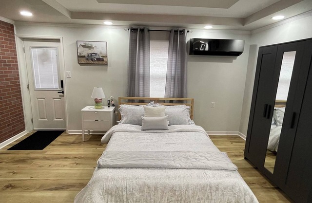 Beautiful place only 12 minutes from the Ocean front beach.