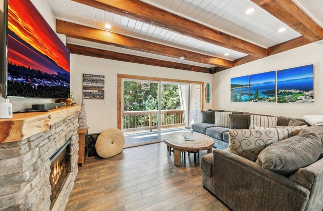 Incline Village Cozy Ski Lease - Charming Mountain Retreat Minutes from Slopes