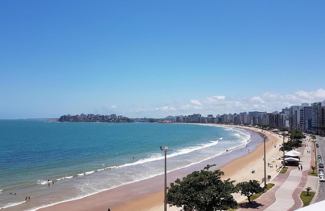 AVANT À LA MER! Donnez votre avis! 3qtos: 2suites et 1qto c bnh indep. 06pe 2Elev 2vagas