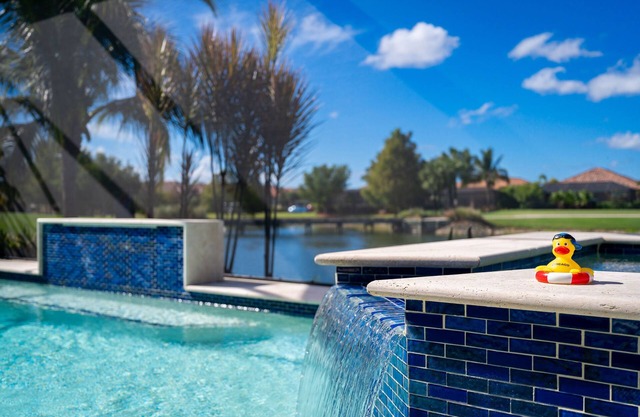 Maison 5 étoiles! Golf & Resort Services, piscine privée / spa, 3 bd, 3 bth + D