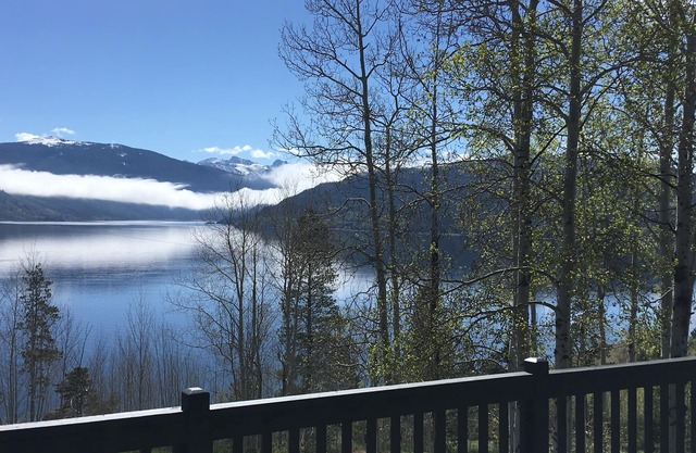 Incroyable vue sur le lac Granby - location d'été complète