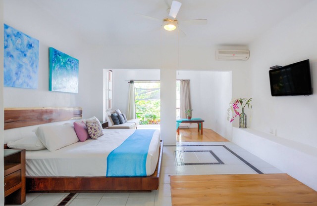 Incroyable Master Suite avec grande terrasse près du terrain de golf