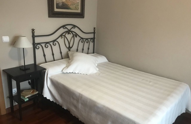 Chambre double indépendante avec salle de bain