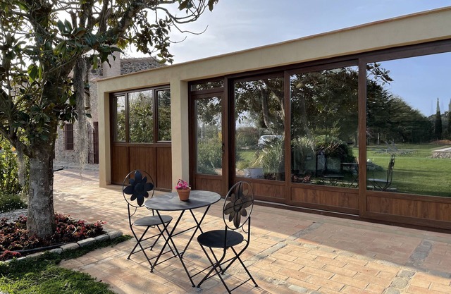 Maison-studio indépendante avec jardin et piscine sur la Costa Brava