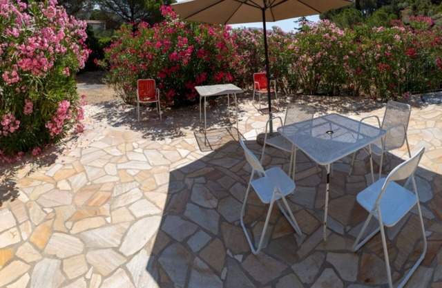 Independent Villa l'Aia in a panoramic and quiet position on the Gulf of Lacona