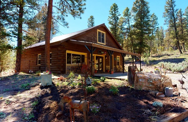 Indian Creek Lodge - Powderhorn