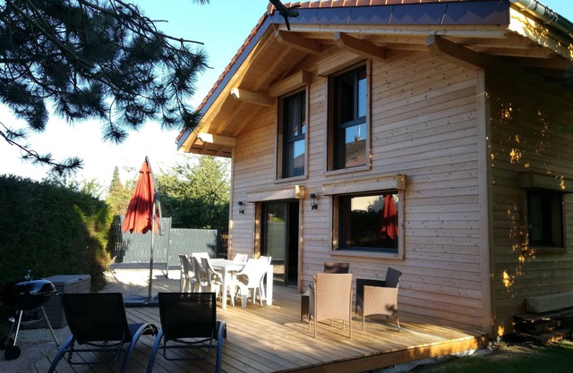 La CHAUMIERE-Chalet individuel, 2018. grand confort, jardin arboré